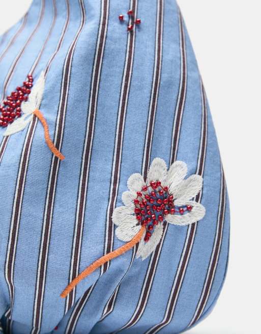 Pull&Bear - Maxi borsa blu a righe e a fiori, 3 di 4