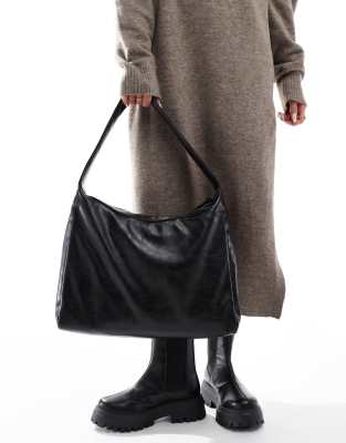 Pull&Bear Pull&Bear medium faux leather shopper in black