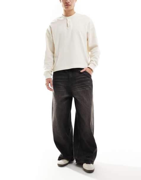 Pull&Bear mega baggy jeans in black - view 1