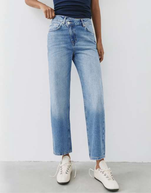 Pull&Bear – Mellanblå jeans med raka ben och korsat midjeband, 2 av 6