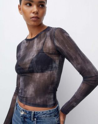 Pull&Bear mesh long sleeved top in grey brushstroke print