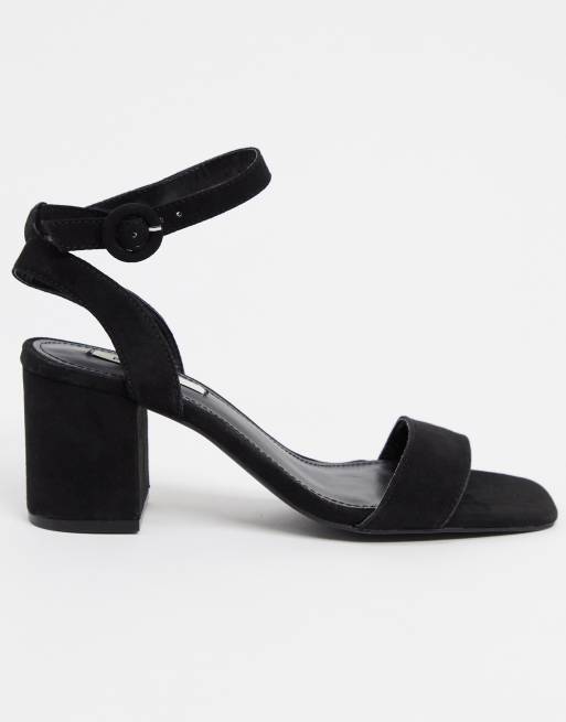 pull and bear sandals