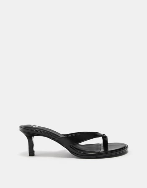 Pull&Bear Mid heel toe thong sandals in black - view 1