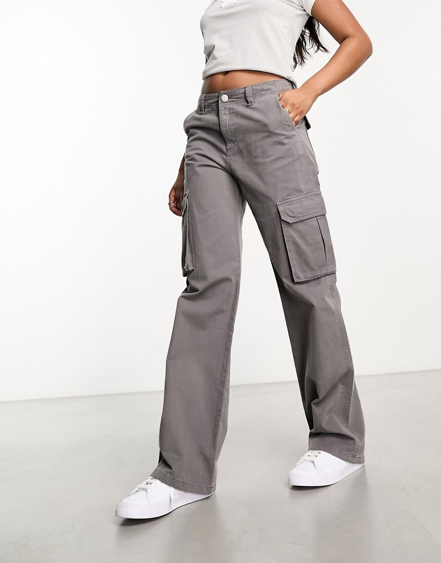 Pull & Bear mid rise straight leg cargo trousers in grey