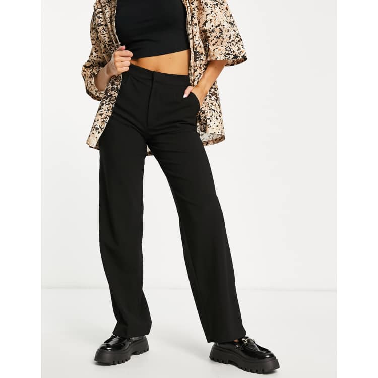 Pull&Bear mid waist loose fitting pants in black | ASOS