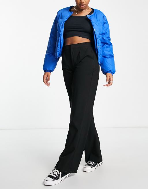 https://images.asos-media.com/products/pullbear-mid-waist-loose-fitting-trousers-in-black/203851480-4?$n_640w$&wid=513&fit=constrain