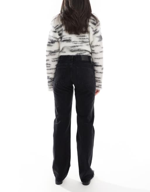 Pull&Bear mid waist straight leg jeans in black