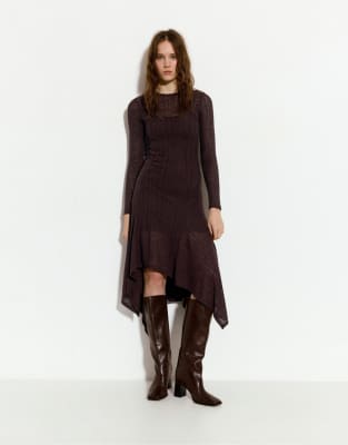 Pull & Bear - Midikleid in Braun mit asymmetrischem Saum-Brown