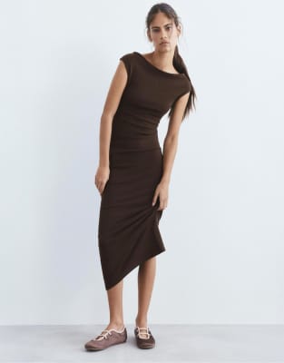 Pull & Bear - Midikleid in Braun-Brown