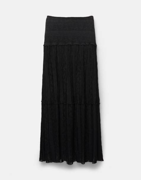 Pull&Bear – Midirock in Schwarz mit Bahnendesign - view 1