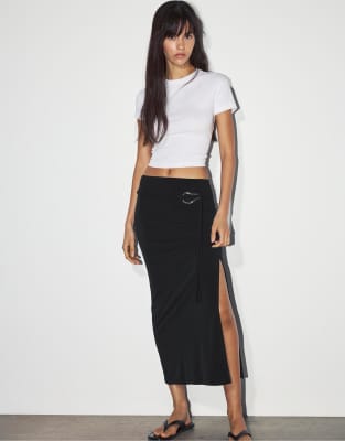 Pull & Bear - Midirock in Schwarz mit Metallschnalle