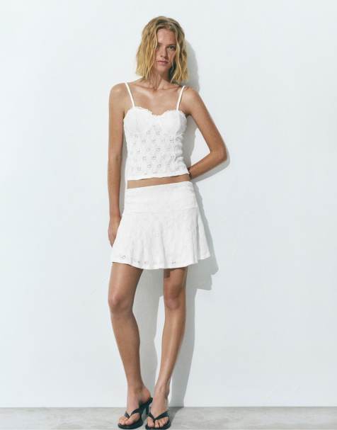 Pull&Bear - Mini-jupe à broderie anglaise - Blanc - view 1