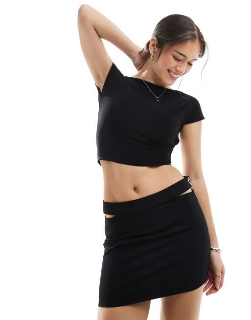 Pull&Bear - Mini-jupe découpée à la taille - Noir