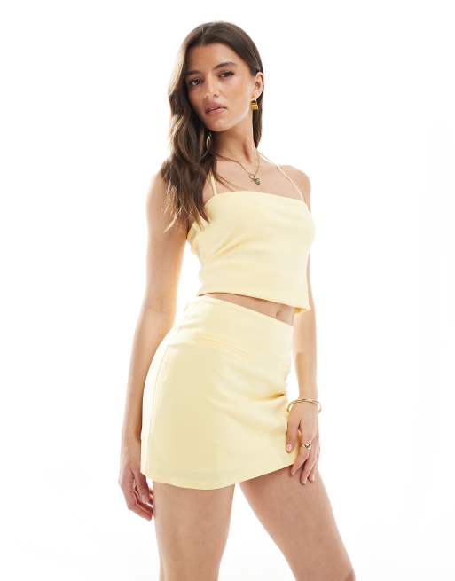 Pull&Bear - Minigonna giallo pallido con tasche in coordinato