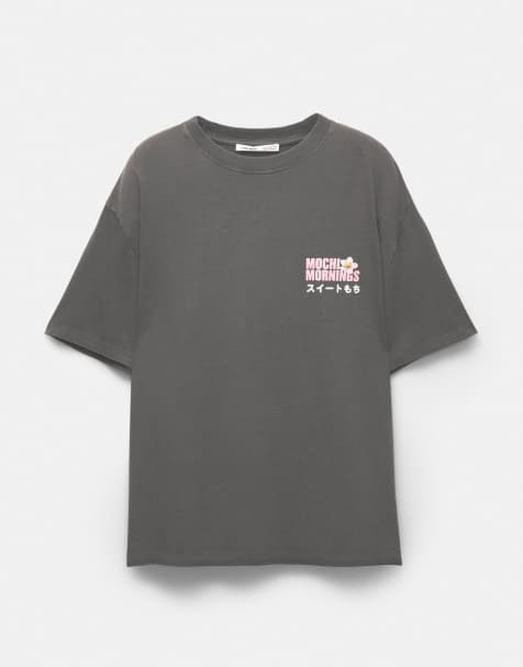 Pull&Bear Mochis t-shirt in faded black - view 1