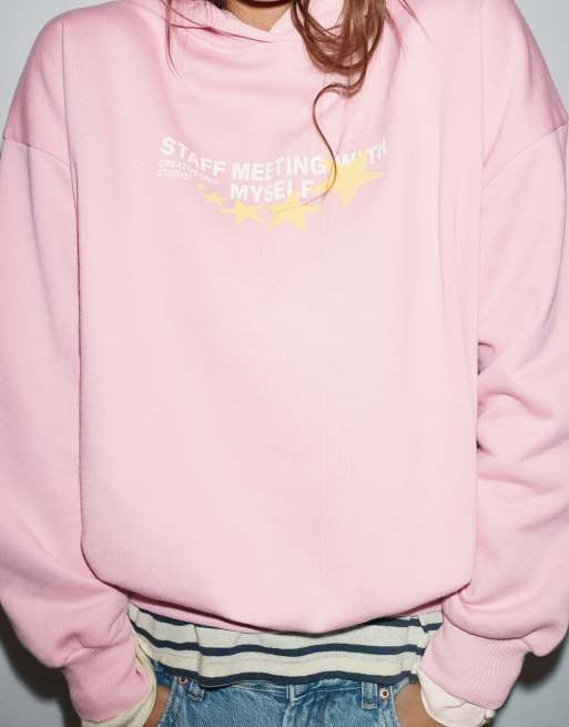 Pull&Bear mockahuva med stjärngrafik i rosa, 3 av 7