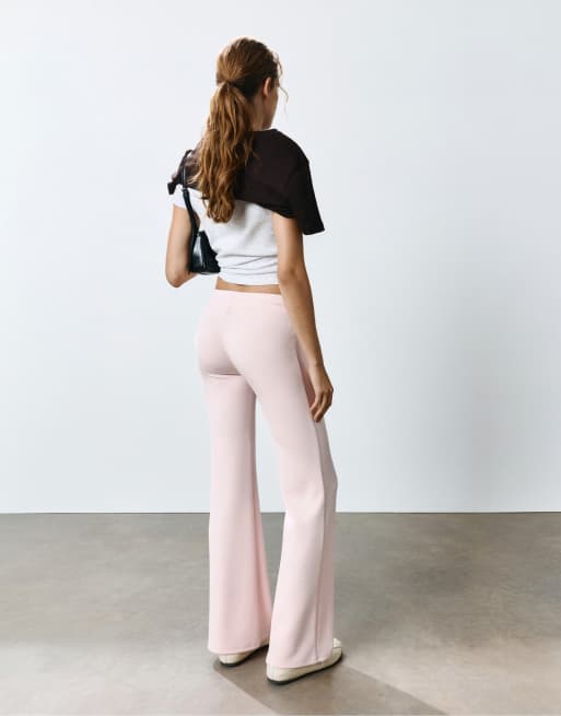 Pull&Bear modal flared broek in roze, 2 van 7