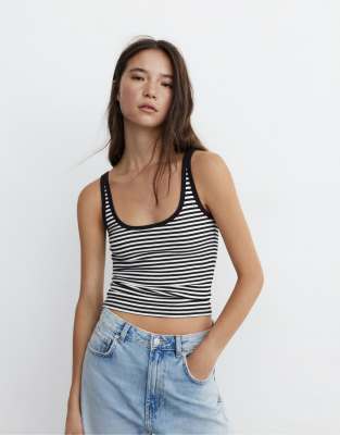 Pull And Bear 4