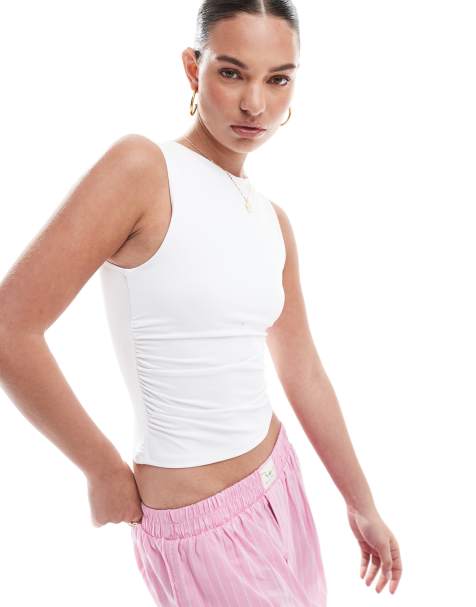 Pull&Bear – Modelujący biały podkoszulek o fasonie bokserki z poliamidu - view 1
