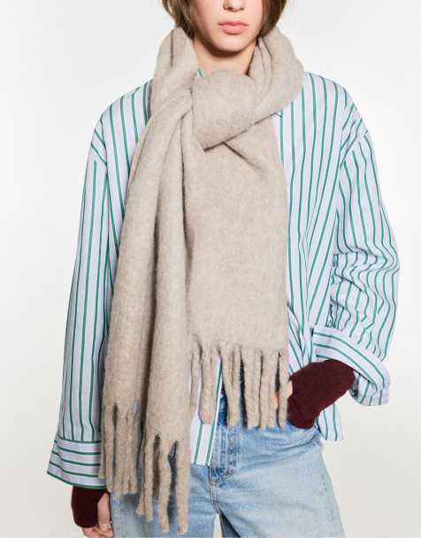 Pull&Bear Mohair-look scarf in sand - view 1