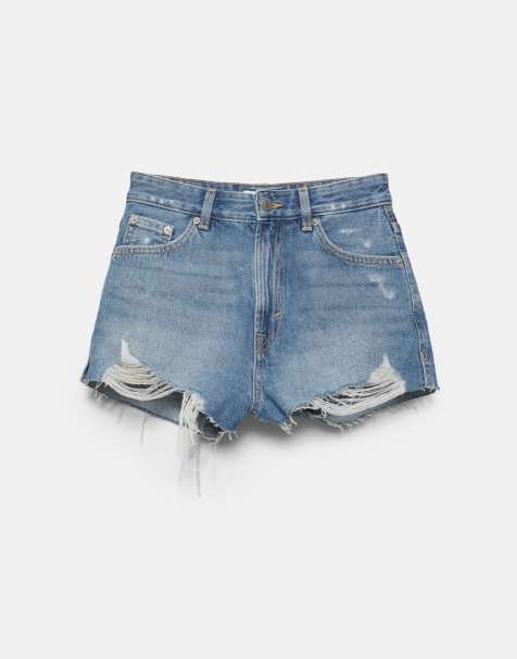Pull&Bear Mom fit ripped denim shorts in medium blue - view 1
