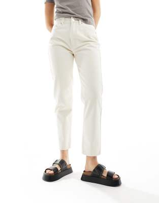 Pull&Bear Pull&Bear mom jean in ecru-White