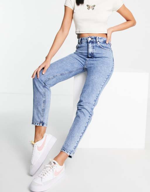 Pull&Bear - Mom jeans met hoge taille in lichtblauw