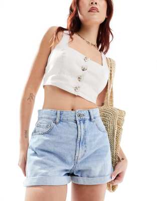 Pull & Bear - Mom-Jeans-Shorts in Hellblau mit hohem Bund