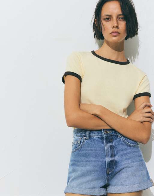 Pull&Bear – Mom-Jeansshorts in Mittelblau mit umgeschlagenem Saum, 4 von 4