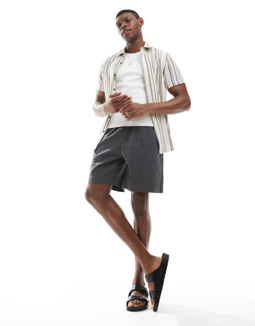 Pull&Bear – Mörkgrå shorts i linneblandning