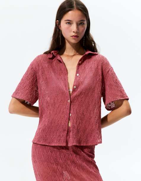 Pull&Bear – Mörkrosa, stickad skjorta med korta ärmar - view 1