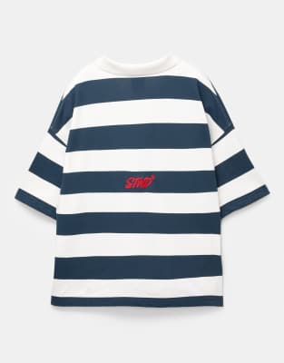 Pull&Bear – Naturvit, randig pikétröja med korta ärmar och broderi - view 1