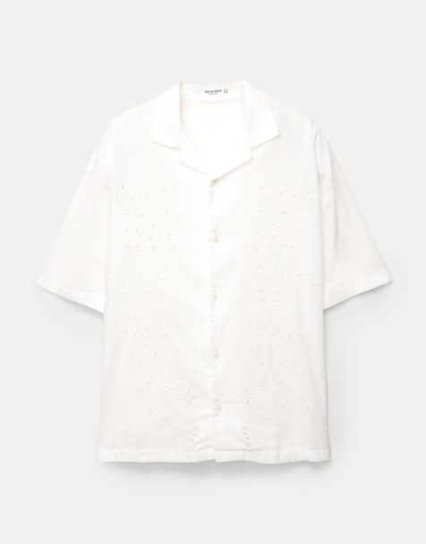 Pull&Bear – Naturvit skjorta med broderade blommor - view 1