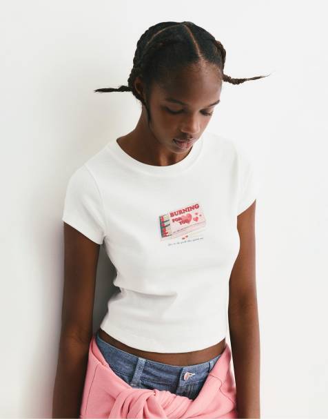 Pull&Bear – Naturvit t-shirt med grafiskt tryck - view 1