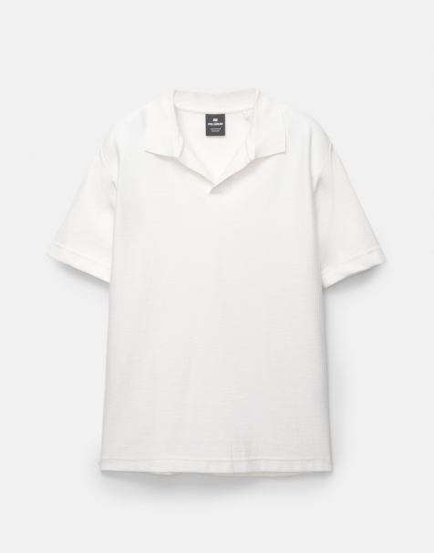 Pull&Bear – Naturvit, texturerad pikétröja med korta ärmar - view 1
