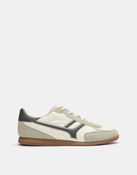Pull&Bear – Naturvita sneakers i retrostil - view 1