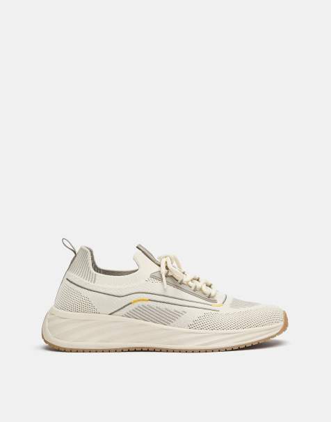 Pull&Bear – Naturvita sneakers i tyg - view 1