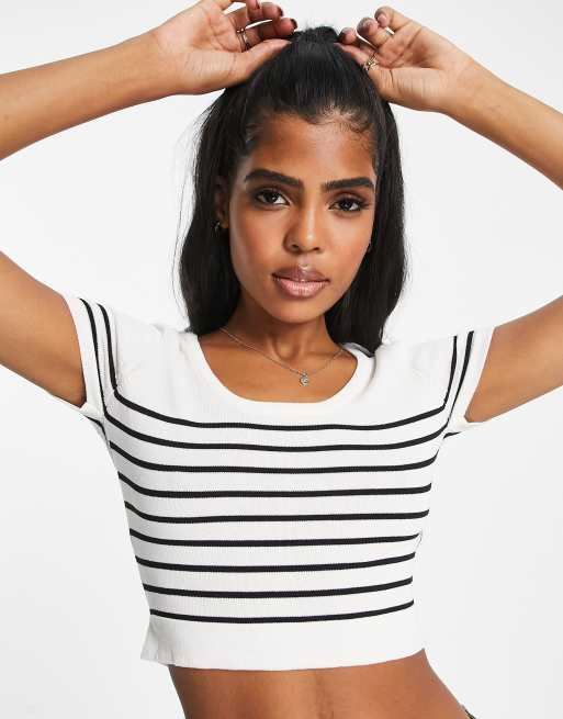 Pull&Bear – Naturvitrandig, stickad crop top