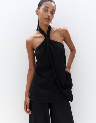 Pull & Bear - Neckholder-Oberteil aus Kreppstoff in Schwarz