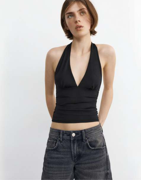 Pull&Bear – Neckholder-Oberteil in Schwarz mit Raffung - view 1