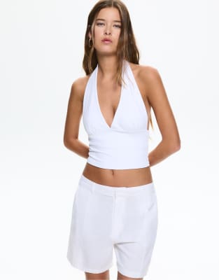 Pull&Bear – Neckholder-Oberteil in Weiß mit Rückenausschnitt - view 1