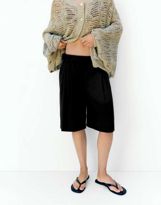Pull&Bear - Nette bermudashort met plooien in zwart, 2 van 4