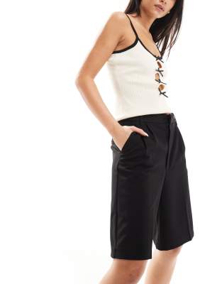 Pull&Bear - Nette city short in zwart