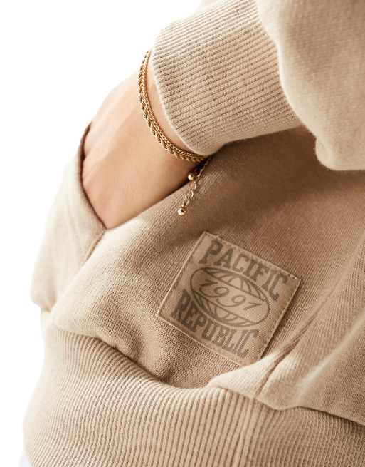 Pull&Bear New York graphic oversized hoodie in beige | ASOS