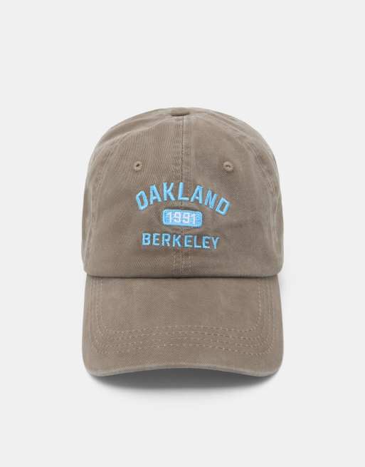 Pull&Bear - Oakland - Cappellino ricamato color tortora