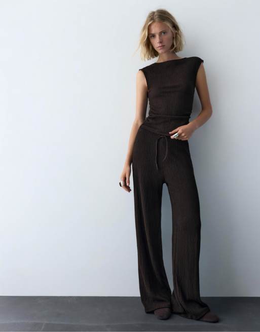 Pull&Bear – Oberteil aus Crepe in Braun, 2 von 4