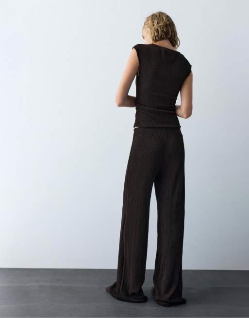 Pull&Bear – Oberteil aus Crepe in Braun, 4 von 4