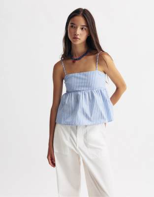 Pull & Bear - Oberteil aus Popeline in Blau gestreift