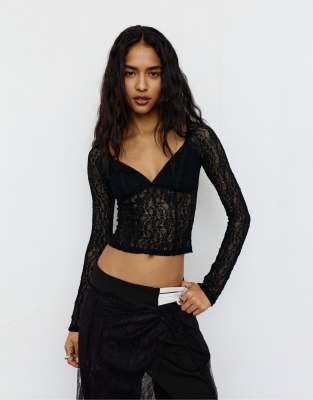 Pull & Bear - Oberteil aus Spitze in Schwarz mit Korsett-Design