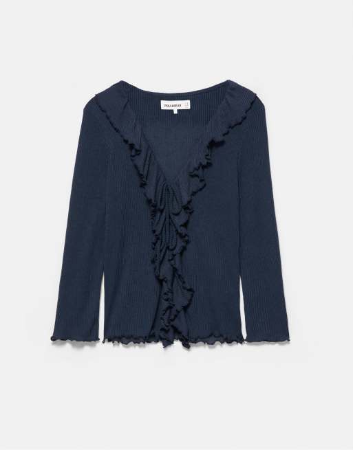 Pull&Bear Oberteil mit Volant und Dreiviertelärmeln in Marineblau, 6 von 7